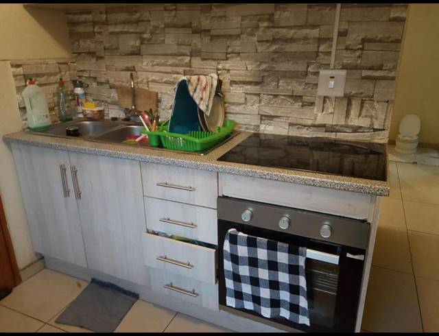 2 BEDROOM HOUSE FOR SALE IN BOOYSENS